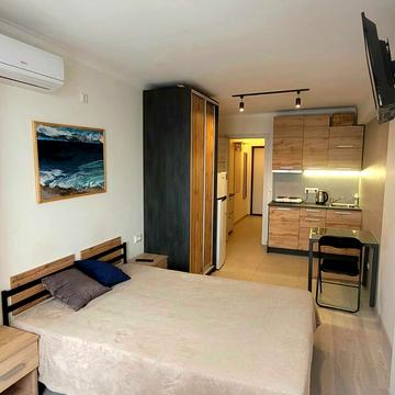 Олега Мудрака вул. (Генерала Наумова), 1-Б