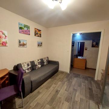 Дениса Рохтіна вул., 3