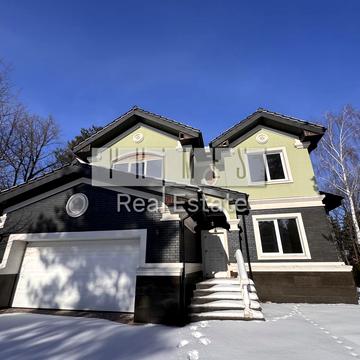 Набережна вул., 23