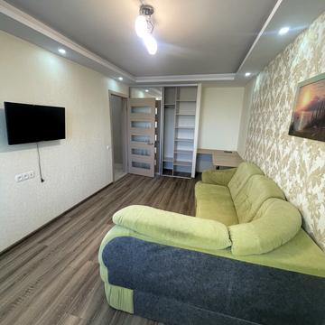 Слави бульв., 12