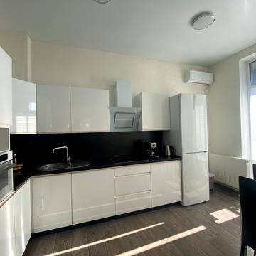 Володимира Моссаковського вул. (Клари Цеткін), 7