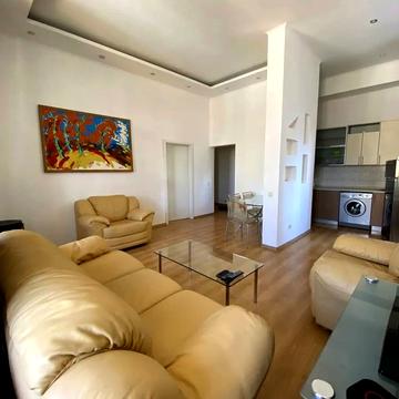 Антоновича вул. (Горького), 24