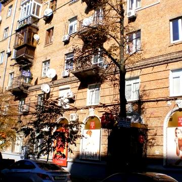 Дарвіна вул., 1