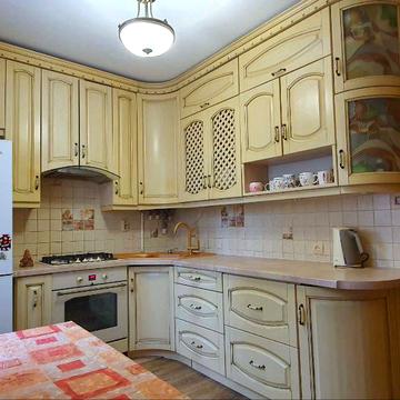 Монастирська, 2