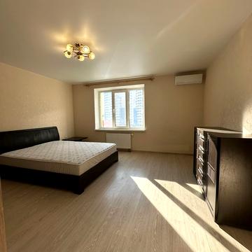 Доківська вул., 10, к10