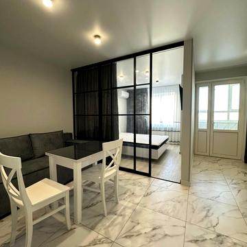 Доківська вул., (Будинок 16)