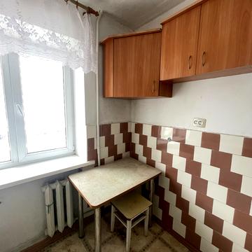 Київська вул., 27