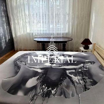 Борщагівська вул., 12