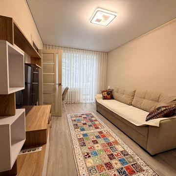 Проскурівська вул., 60