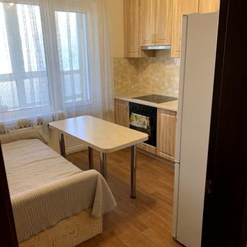 Бориса Гмирі вул., 16