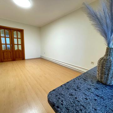 Миколи Карнаухова вул. (Мірющенка), 11