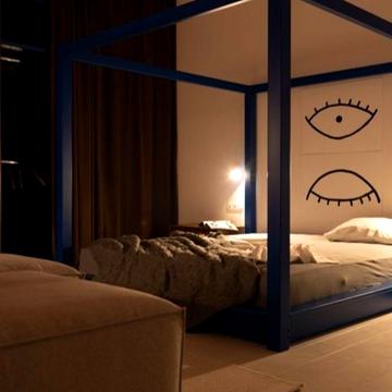 Саперне Поле вул., 12