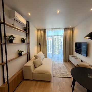 Братів Шеметів вул., 10/8