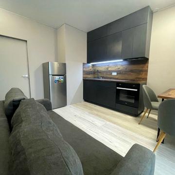 Приладний пров., (Будинок 5)