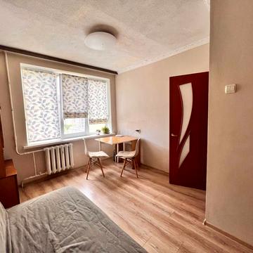 Миколи Голего вул. (Лебедєва-Кумача), 28/32