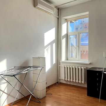 Саксаганського вул., 12-Б