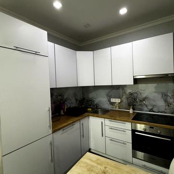 Бастіонна вул., 10