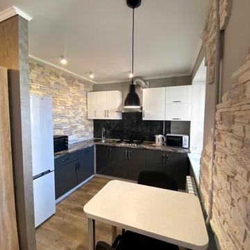 Героїв Крут вул. (Фурманова), 12