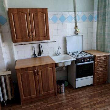 Володимирська вул., 19