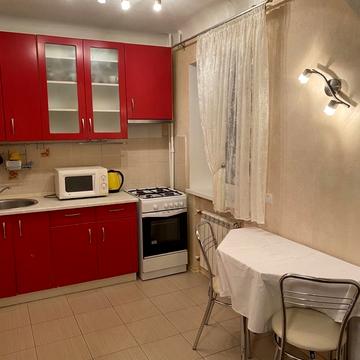 Печерський узвіз, 11