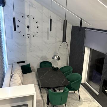 Озерянська вул. (Муранова), 13