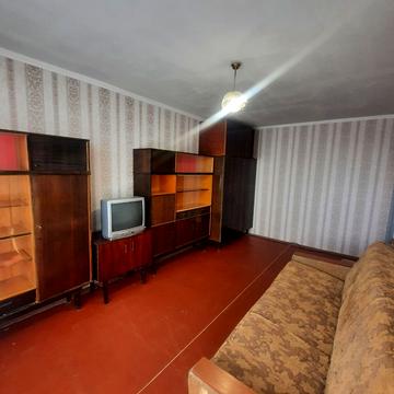 Амосова вул. (Корчагінців), 48