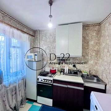 Салютна вул., 9