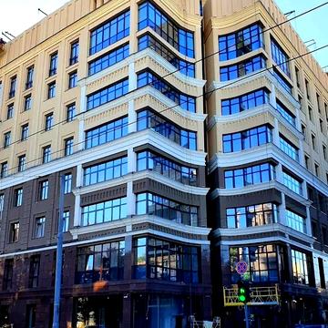 Динамівська вул., 77/1