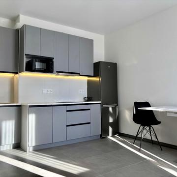 Гліба Бабіча вул. (Канальна), 8-Г