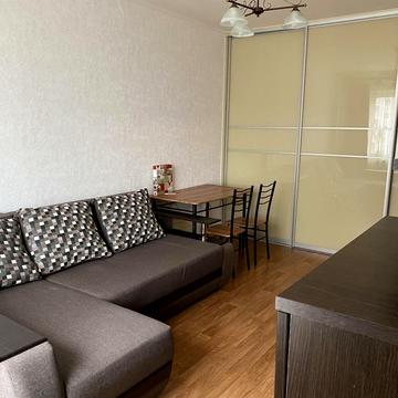 Єлизавети Чавдар вул., 38-Б