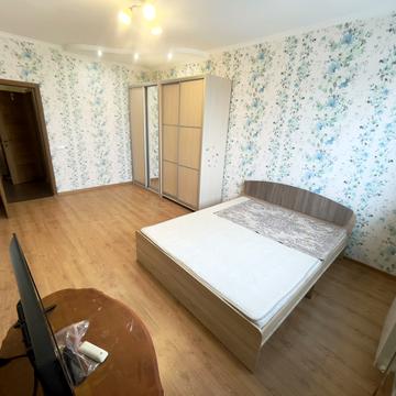 Юрія Кондратюка вул., 7