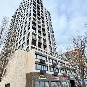 Набережна Перемоги вул., 68-А