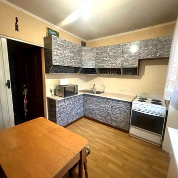 Червоної Калини просп. (Володимира Маяковського), 93-А