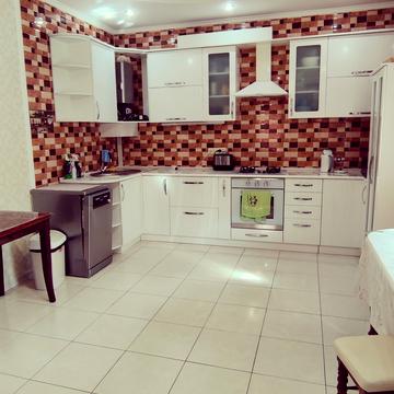 11-та Поздовжня вул., 132