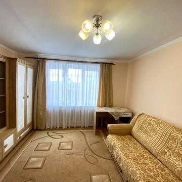 Павела Йозефа Шафарика вул. (), 8