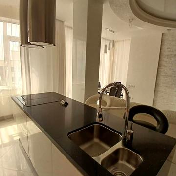 Марсельська вул., 35а