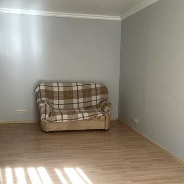 Віталія Блажка вул., 6