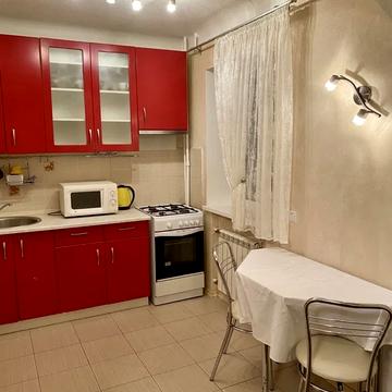 Печерський узвіз, 11