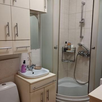 Віктора Мерзленка вул. (Хуліана Грімау), 17