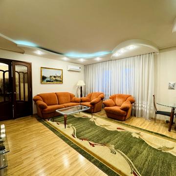 Соборності вул. (Косіора), 10