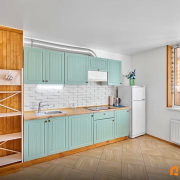 Приміська вул., 24