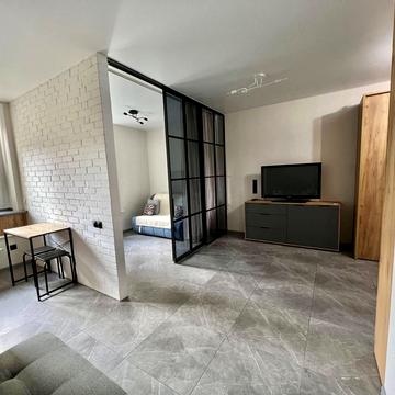 Зарічна вул., 4 к2