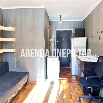 Добровольців пров., 10