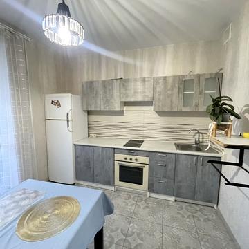 Михайла Грушевського вул., 30в