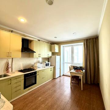 Карла Мікльоша вул., 7