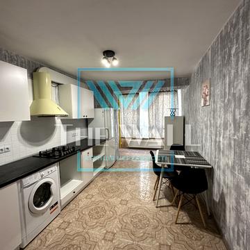 Жулянська вул., 1-В