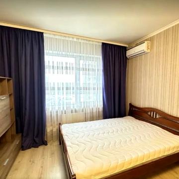 Бориса Гмирі вул., 16