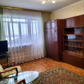 Харківська вул., 40