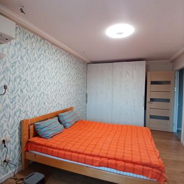 Русанівська набережна вул., 10/1