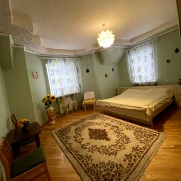 Михайла Котельникова вул.